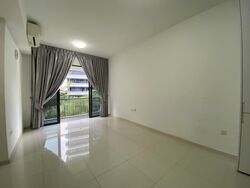 The Palette (D18), Condominium #587648081